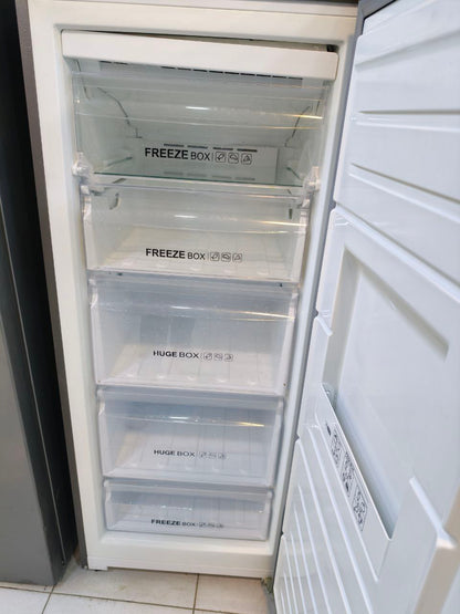 كود 5298                                                   فريزر هاير                                                  استعمال بحاله ممتاز