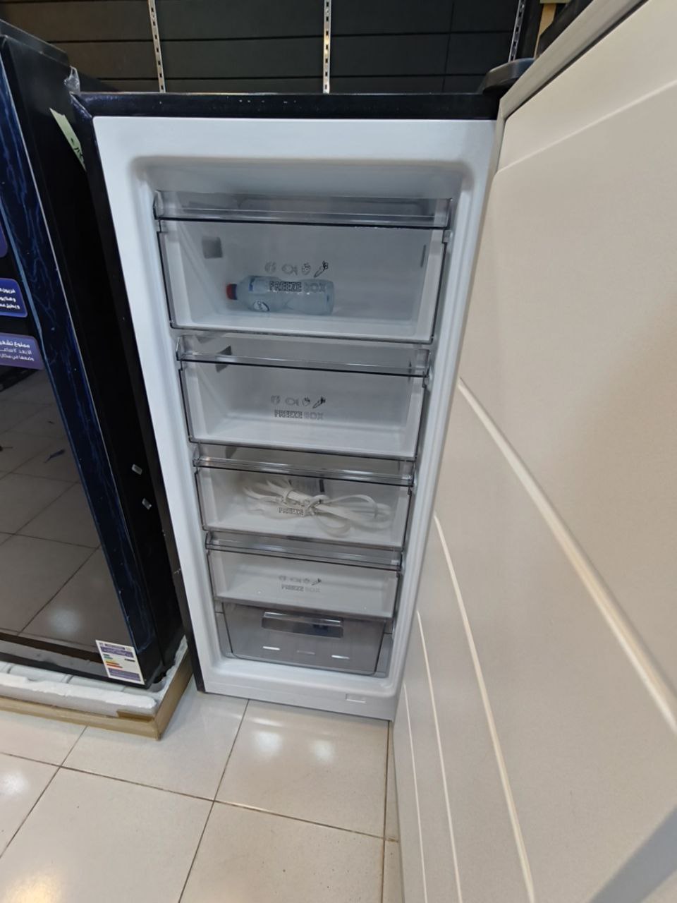 كود 6780
فريزر، 5 دورج  سوبر تك
نوفروست ديجتال فرز بالكرتونه