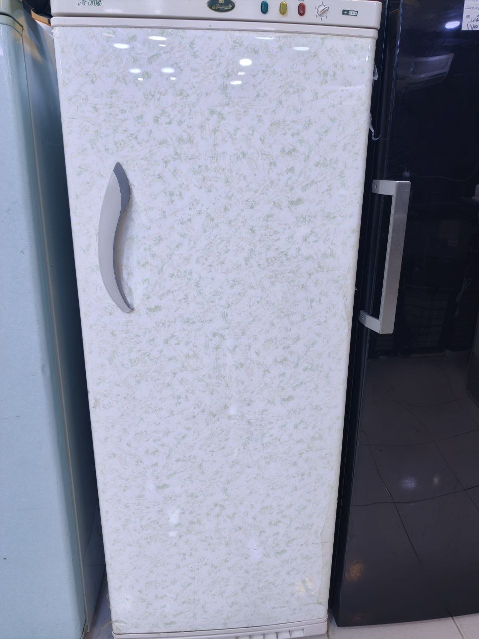 كود 8573

ديب فريزر كريازي 6 درج نوفروست 🔥
✅استعمال
