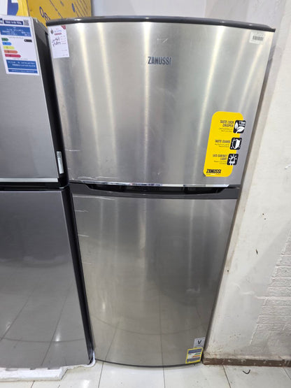 تلاجه زانوسي 
410لتر
معدل 16قدم
كسر زيرو نوفروست  
ضمان سريال 3سنين +ضمان معرض