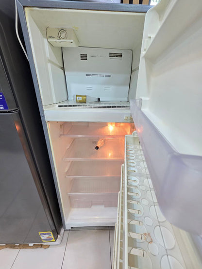 تلاجه ايديل ايلت 14قدم
 نوفروست مستعمله بحاله جيده   كود 4975