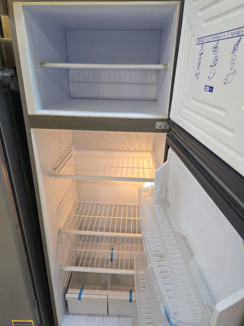 كود 5614                                           ثلاجه 12قدم بساب بموتورlg                      حرق سعر