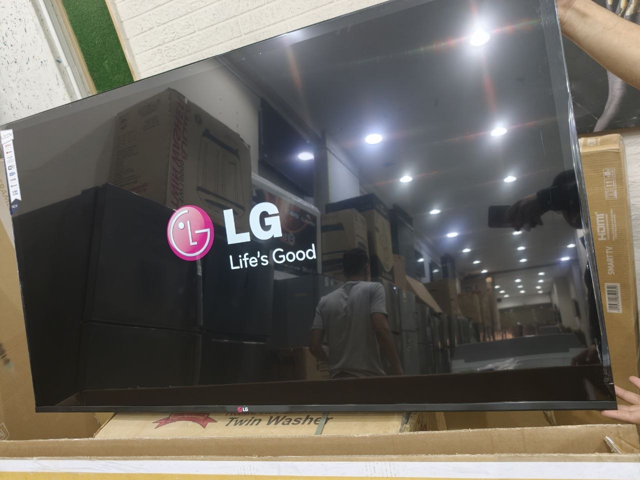 كود 7547

شاشة LG موديل UT78006LL مقاس 65 بوصة
هاي كوبي النانو سيل من الفئة الاقتصادية