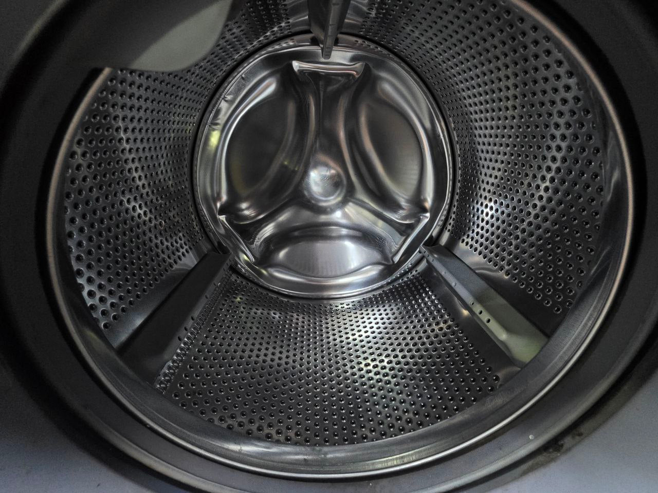 غساله زانوسي فيكتوريا 7كيلو  فول اتوماتيك مستعمله بحاله ممتازه  كود 2562