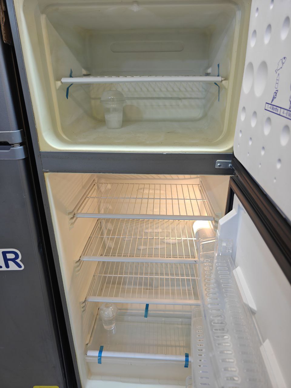 كود 5640
ثلاجة
باساب 12 قدم دي فروست 
بموتور lg
فرز تاني