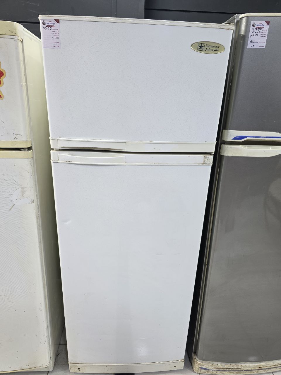 كود 4526
تلاجه الكتروستار 12قدم ديفروست بحالة جيدة