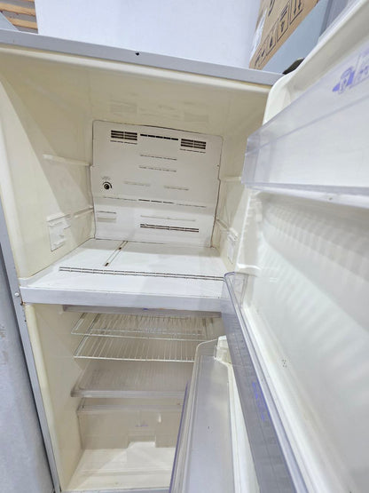 ثلاجه توشيبا 14  قدم نوفروست استعمال حاله جيده جدا كود 3453