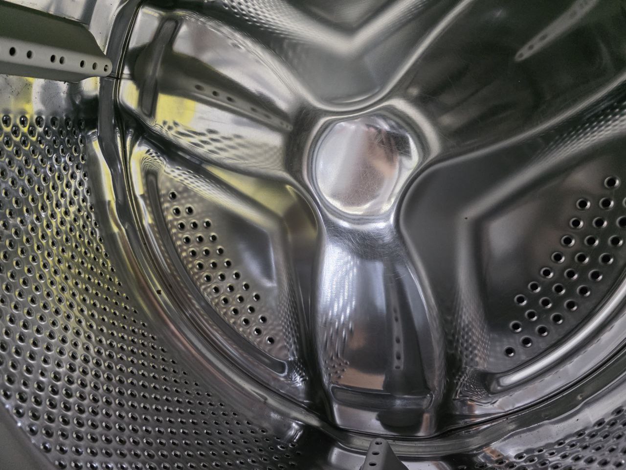 كود 2327
غساله وايت بوينت فول اتومتك
 6k