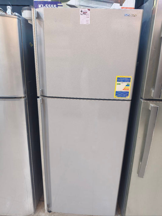 كود 4832
تلاجه شارب 14 نوفروست 
استعمال بحالة جيدة