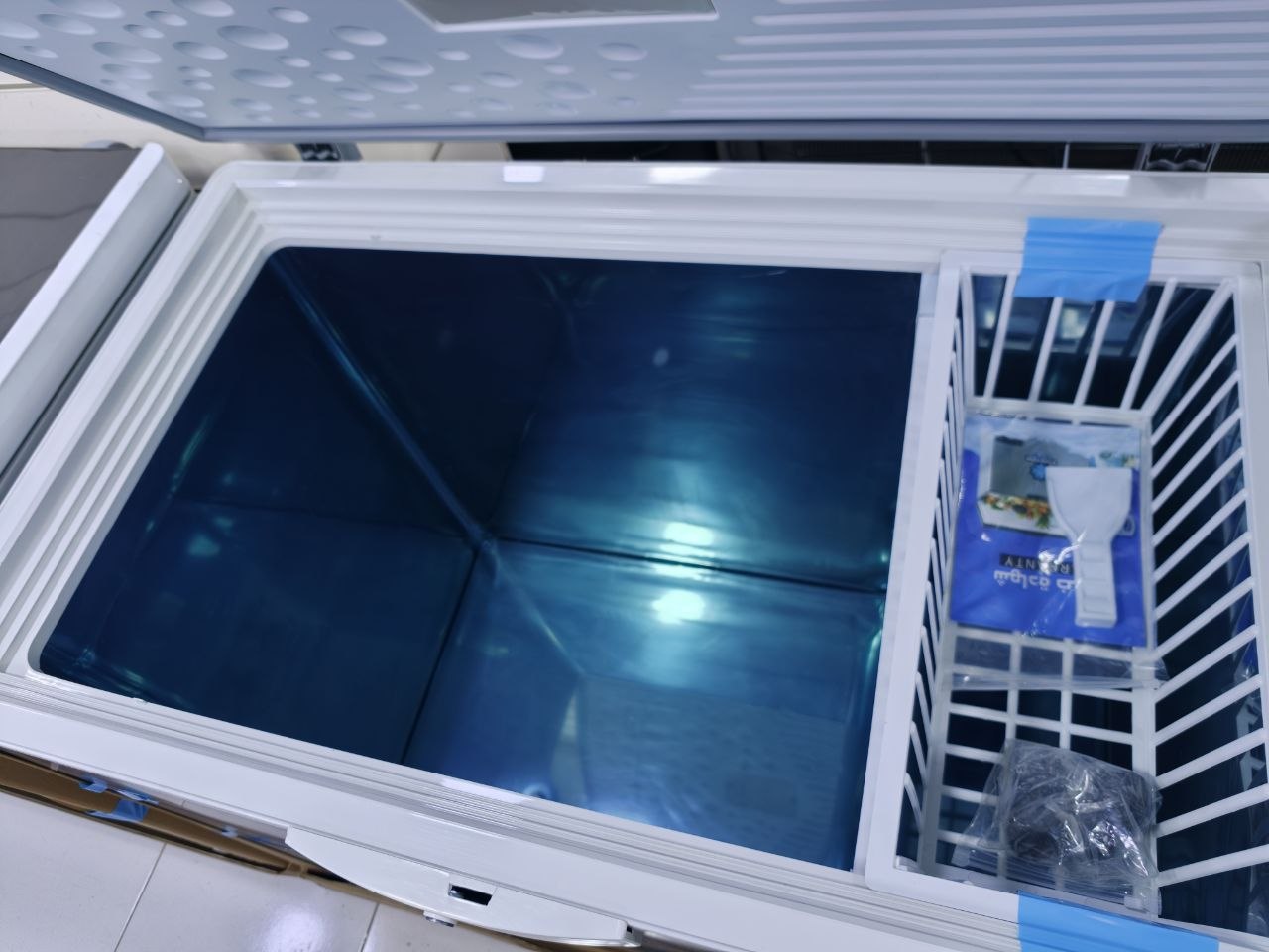 كود 8526
❄️ ديب فريزر اريستون 350لتر
✅ موتور LG