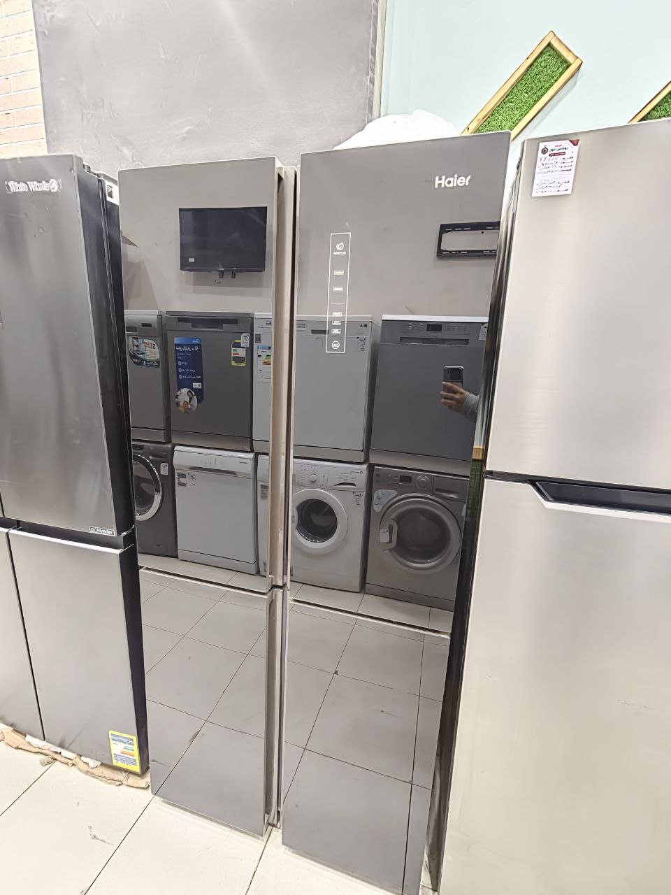 هاير ثلاجة 4 باب 710 لتر ديجيتال انفرتر زجاجى أسود HRF-825TDBG
فرز ثاني  خصم خياااااالي