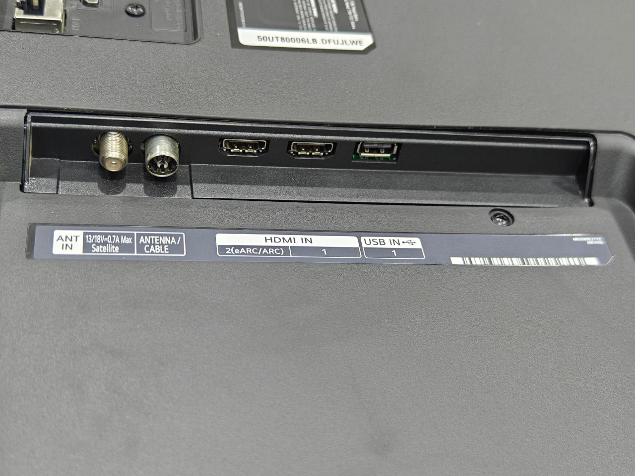 كود 6288
اورچينال 
شاشة LG 50 بوصة سمارت                                 مع ريموت ماچك (Magic Remote) 
4K UHD