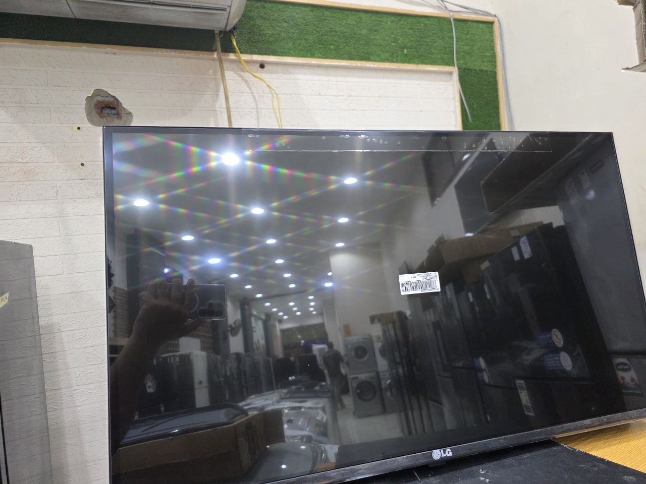 شاشه 32 Lg
عاديه  زيرو
صناعة كورية وارد الخارج