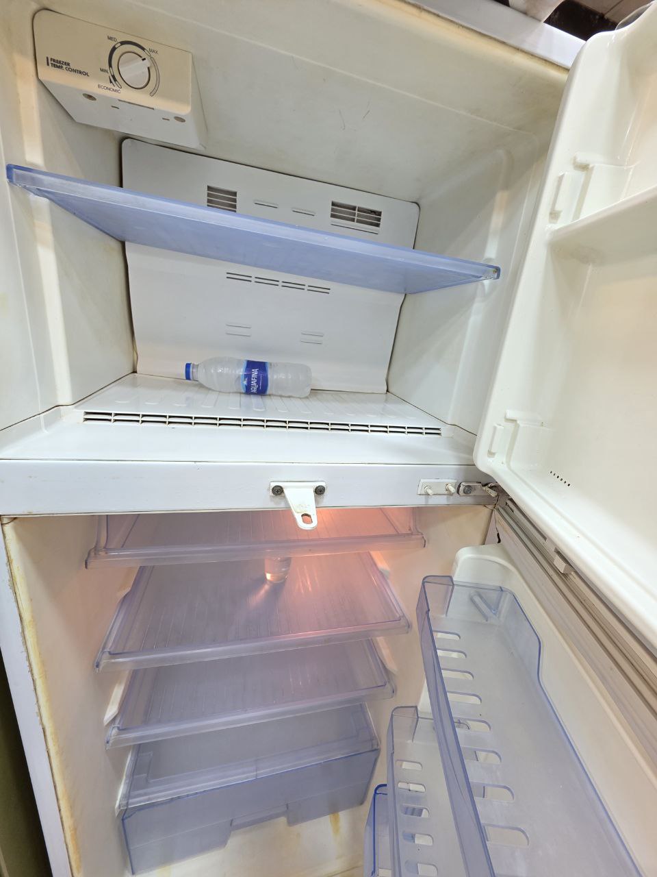 كود 5543
تلاجه اديل 14 قدم نوفروست
ضمان 3.شهور