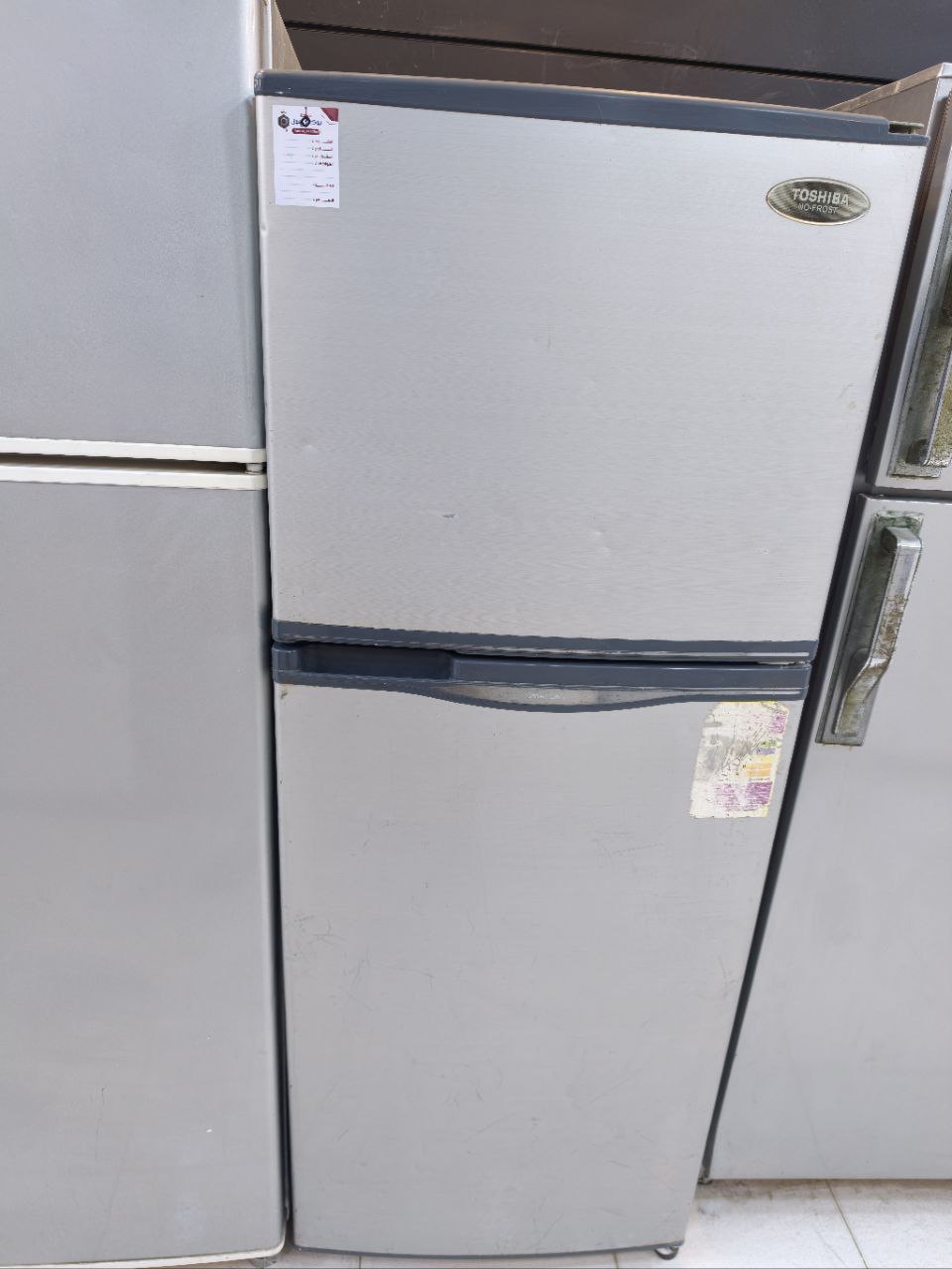 كود 5826                                         ثلاجه توشيبا                                              12قدم نوفروست                               استعمال بحاله جيده