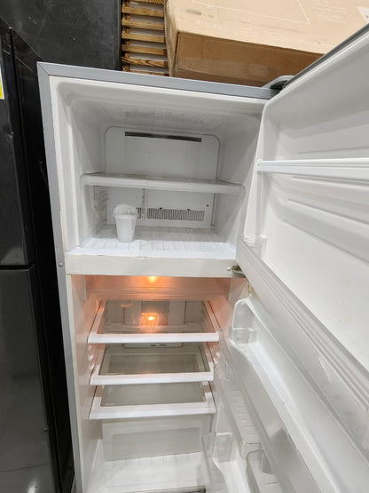 كود 5702                                              ثلاجه شارب                                      14قدم نوفروست                                     استعمال بحاله جيده